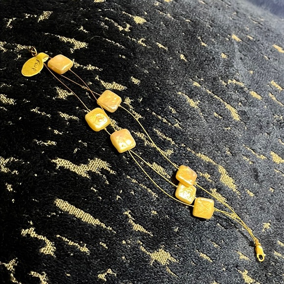 Handmade natural Gold Pearl Bracelet - Picture 5 of 5